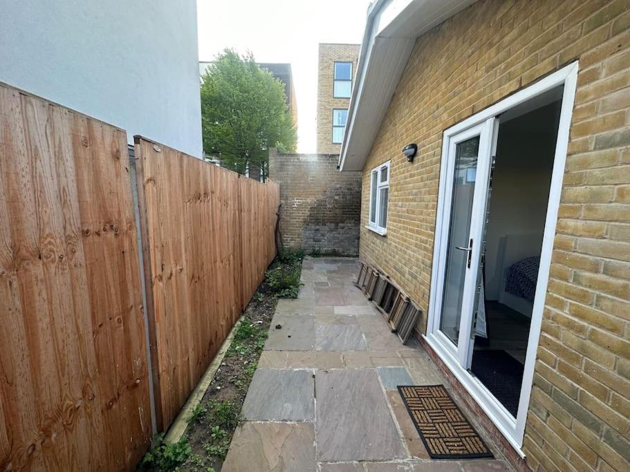 2 Bedroom House,Brownhillrd Se6 London Bagian luar foto